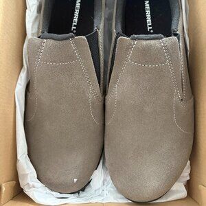 Merrill Size 5 boys brand New In box Gunsmoke color